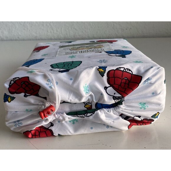 Peanuts Snoopy Puffy Puffer Coat Jacket Sheet Set QUEEN SIZE Multicolor Soft NEW - Picture 13 of 14
